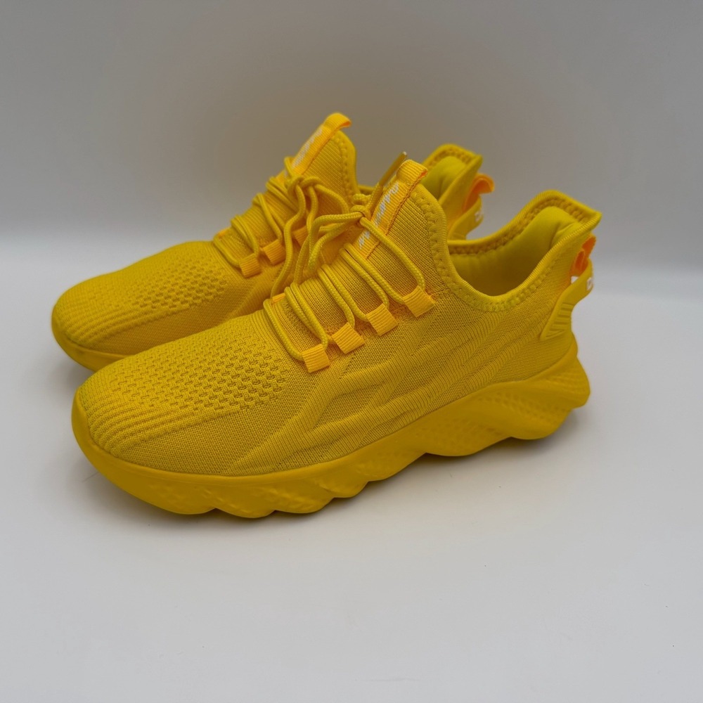 Men's yellow knit running shoes athletic sneakers size 7 lightweight